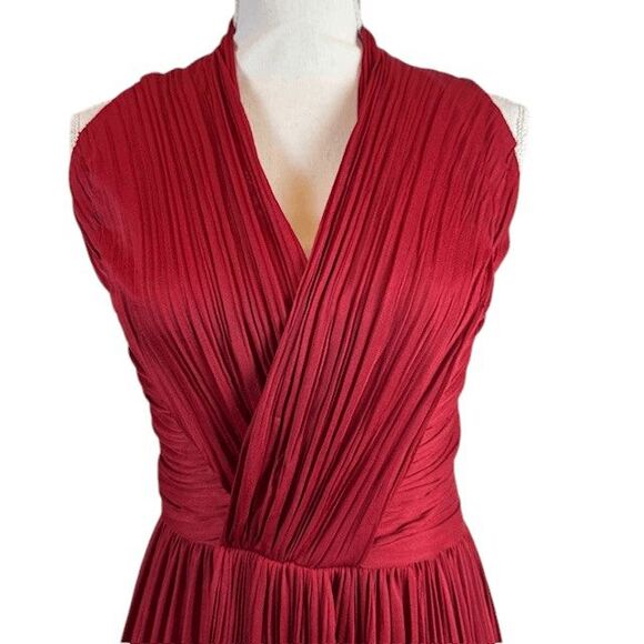 Halston Heritage V-Neck Maxi Dress Gown Ruched Red Pleats Sleeveless Size 0 - Picture 4 of 15